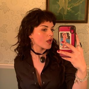 Meet your Posher, Lucy